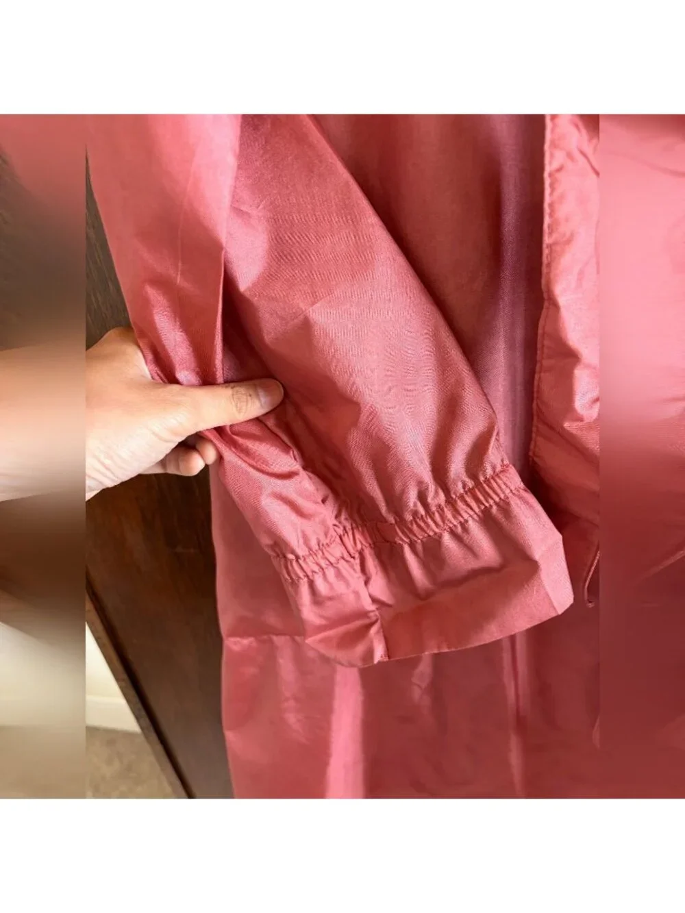 Vintage 1980s Totes Coat Pink Nylon Ruffle Trench Raincoat - Packable Unlined Si - Picture 10 of 12